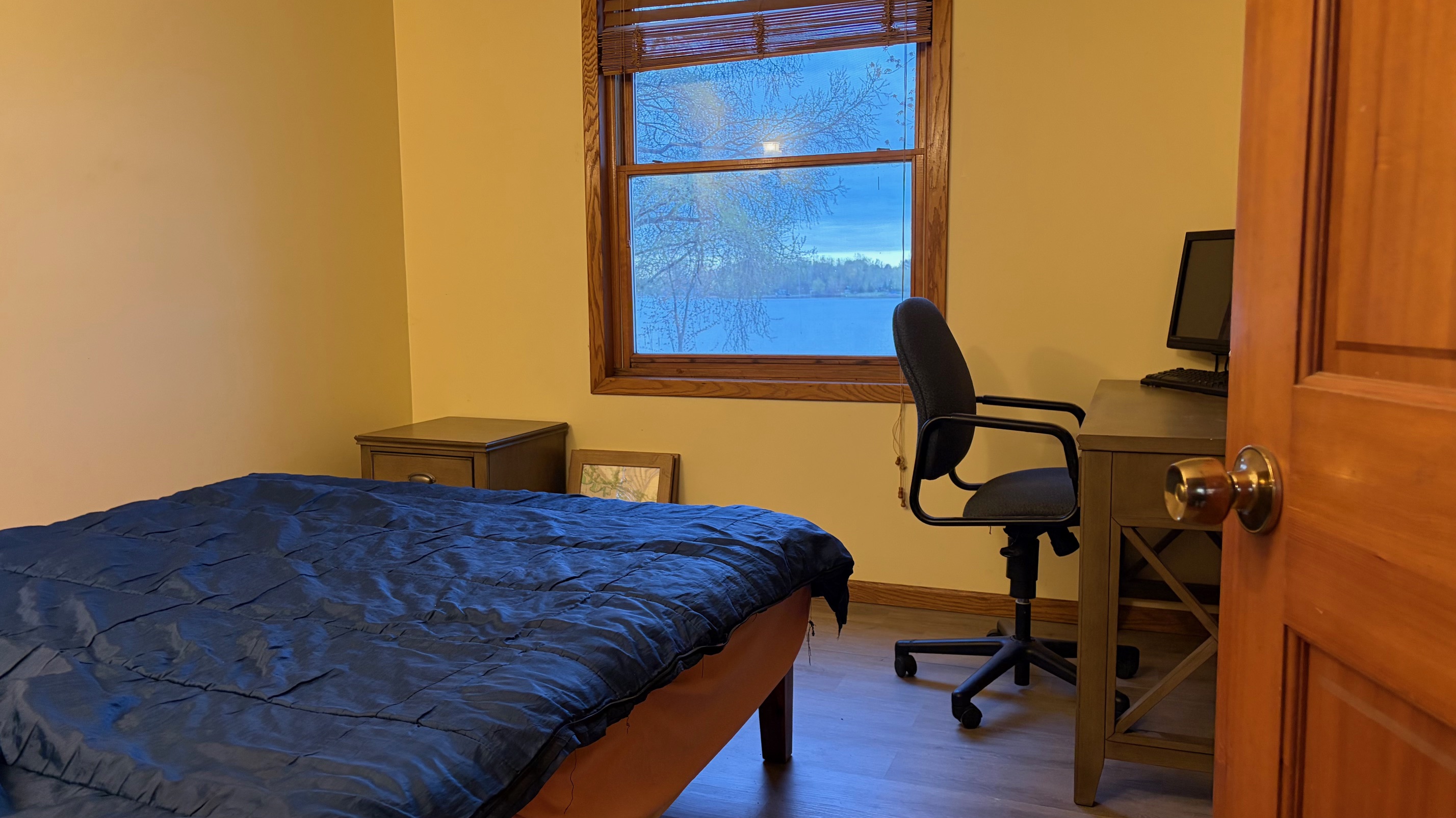 Main bedroom with lake view